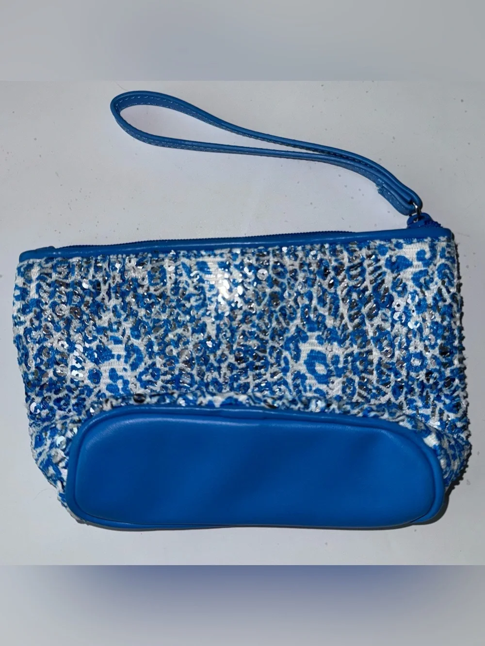 Vera Bradley Camocat Blue Wristlet Mesh Sequin Sparkle Slip Cosmetic Bag NWOT!